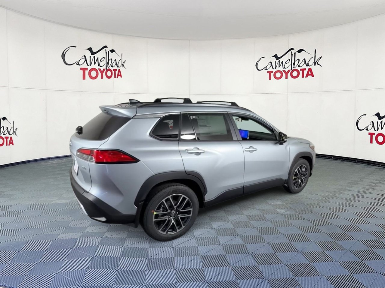 New 2026 Toyota Corolla Cross XLE w/ Convenience Package FWD image 2