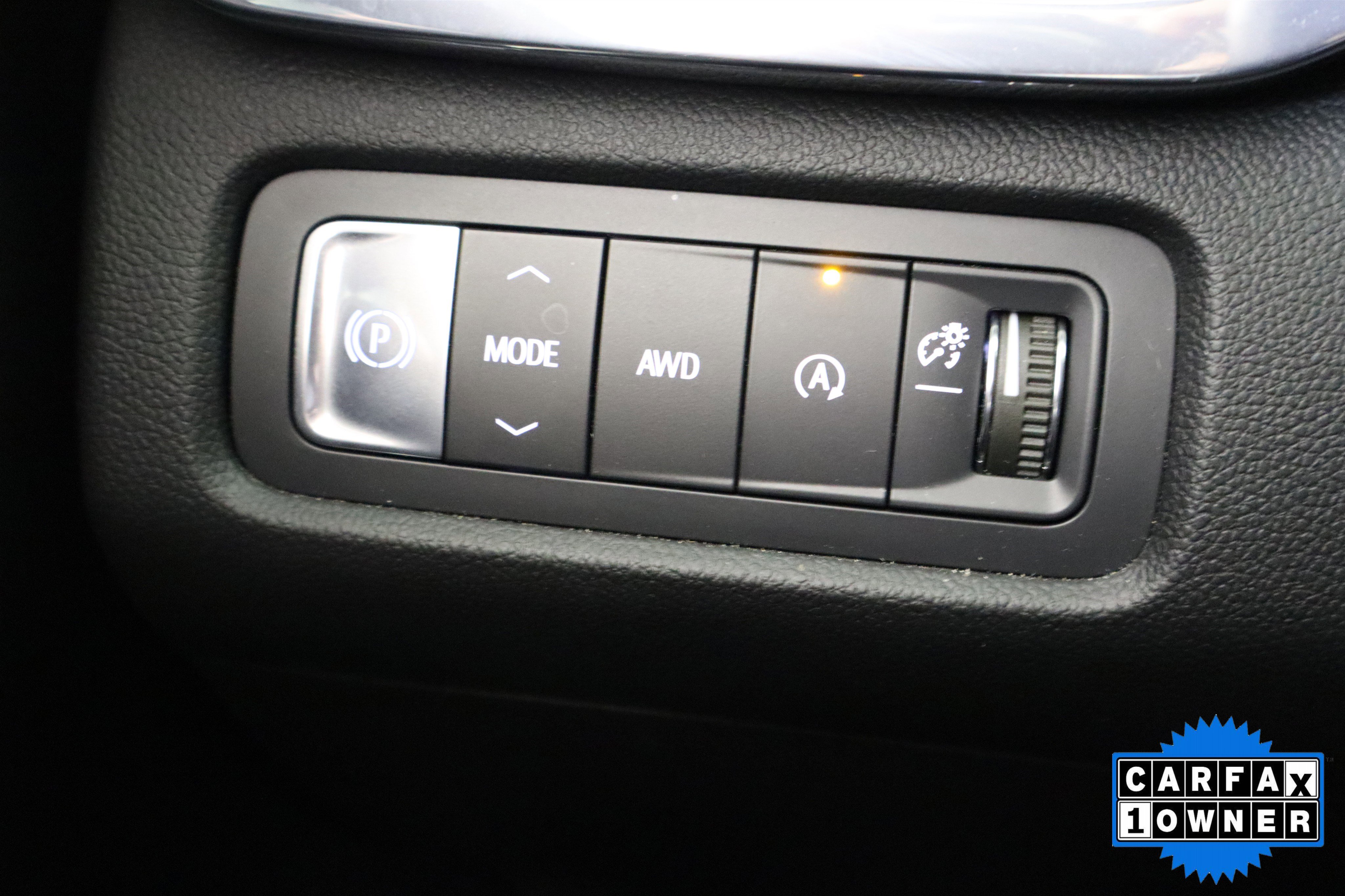 Used 2025 GMC Acadia Elevation AWD/4WD image 34