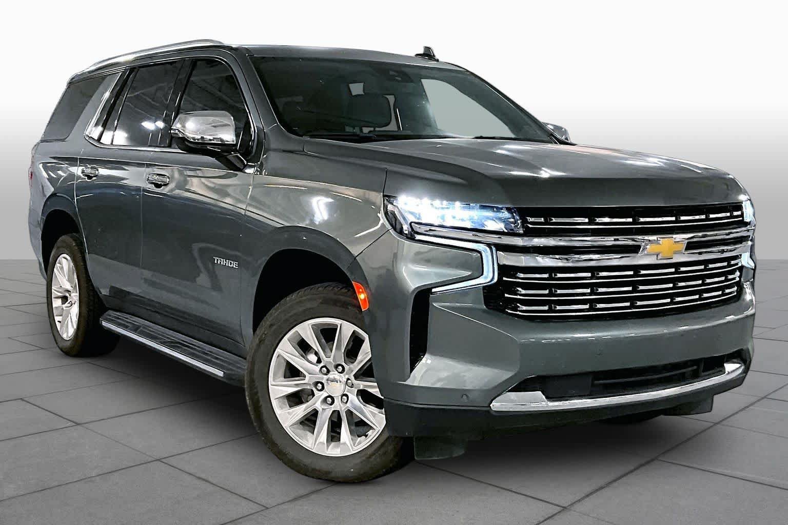 Used 2024 Chevrolet Tahoe Premier RWD image 3