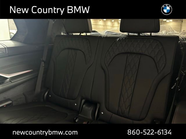 New 2026 BMW X7 xDrive40i image 28