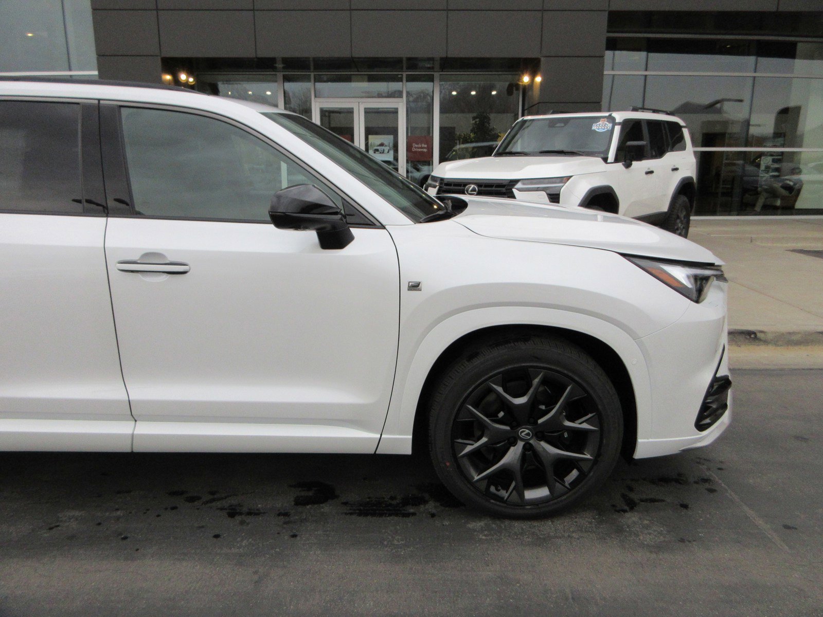 New 2026 Lexus TX 500h AWD image 13