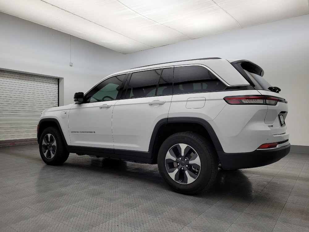 Used 2022 Jeep Grand Cherokee Limited 4xe image 3