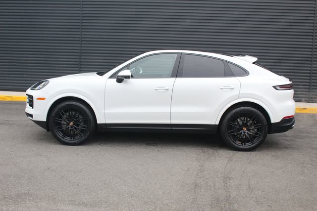 New 2026 Porsche Cayenne Base image 2