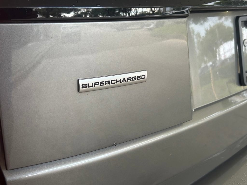 Used 2019 Land Rover Range Rover Supercharged AWD/4WD image 18