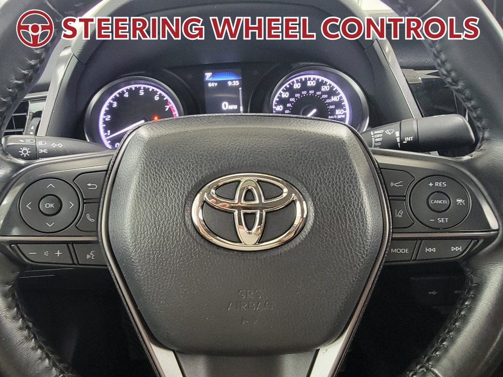 Used 2022 Toyota Camry SE FWD image 19