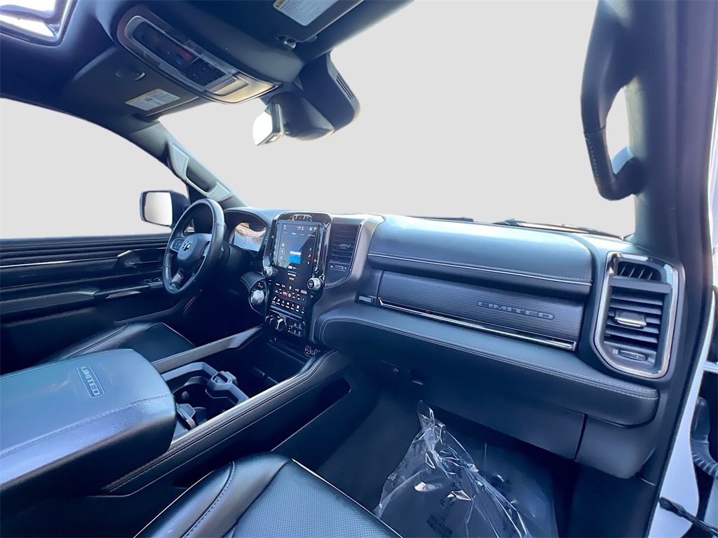 Used 2024 RAM 1500 Limited image 31