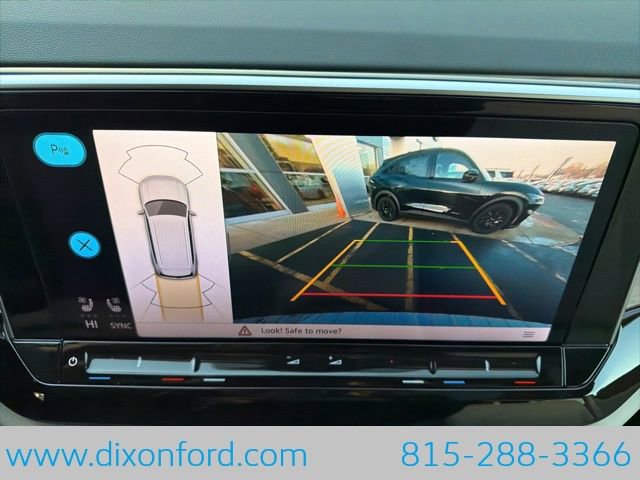 New 2026 Volkswagen Atlas SE image 10