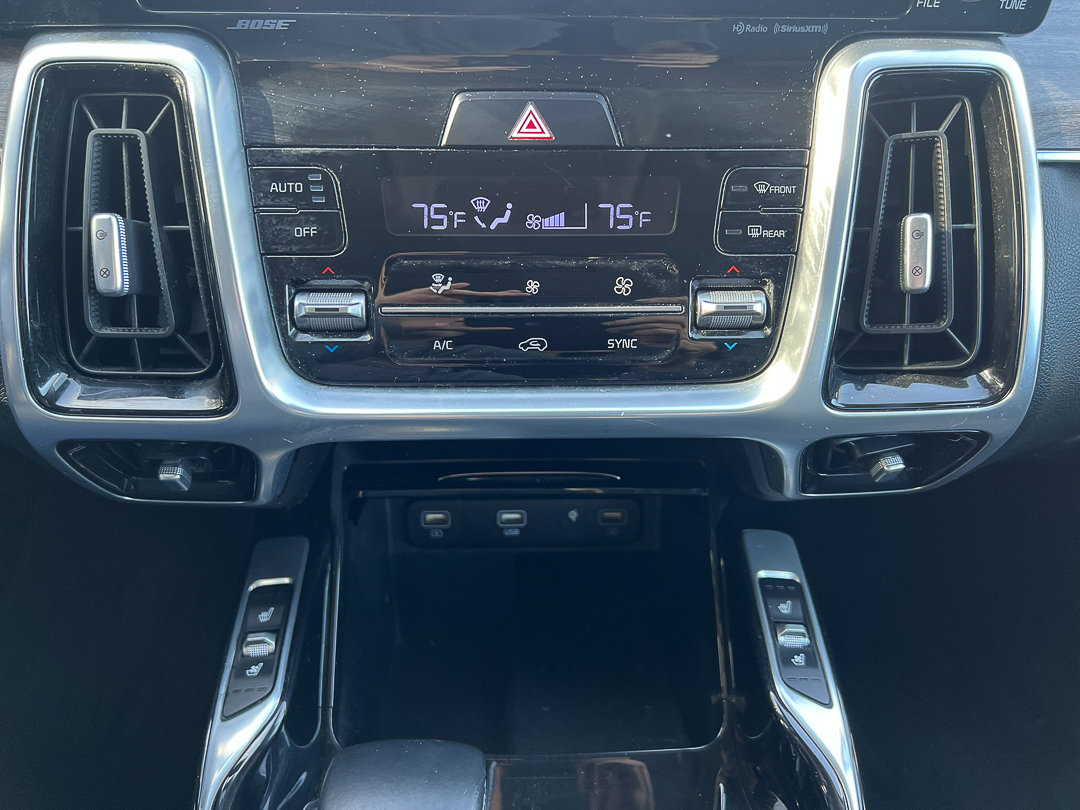 Used 2021 Kia Sorento SX Prestige AWD/4WD image 26