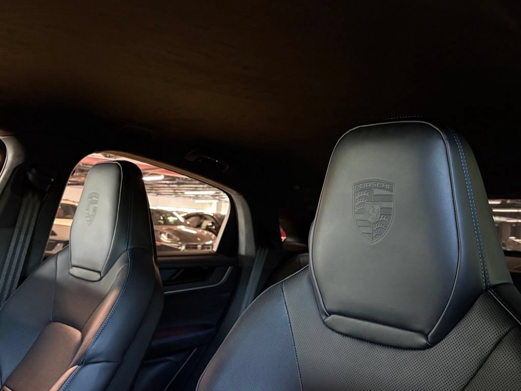 Used 2024 Porsche Cayenne Turbo GT AWD/4WD image 26