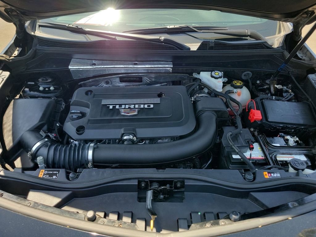 Used 2021 Cadillac XT4 Sport w/ Cold Weather Package FWD image 28