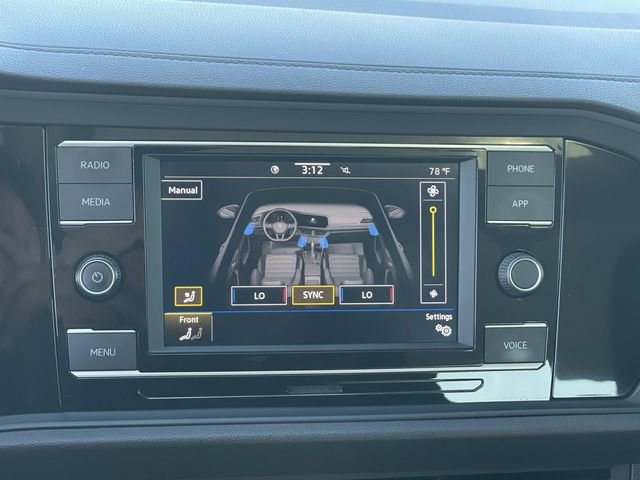 Used 2023 Volkswagen Jetta SE w/ Panoramic Sunroof Package image 12