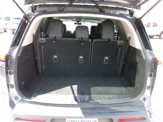 Used 2022 Nissan Pathfinder SV AWD/4WD image 15