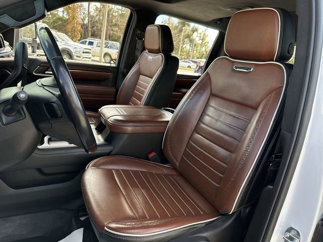 Used 2024 GMC Sierra 2500 Denali Ultimate image 9