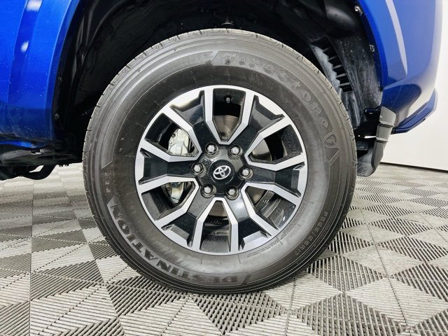 Used 2023 Toyota Tacoma TRD Sport w/ Technology Package image 6