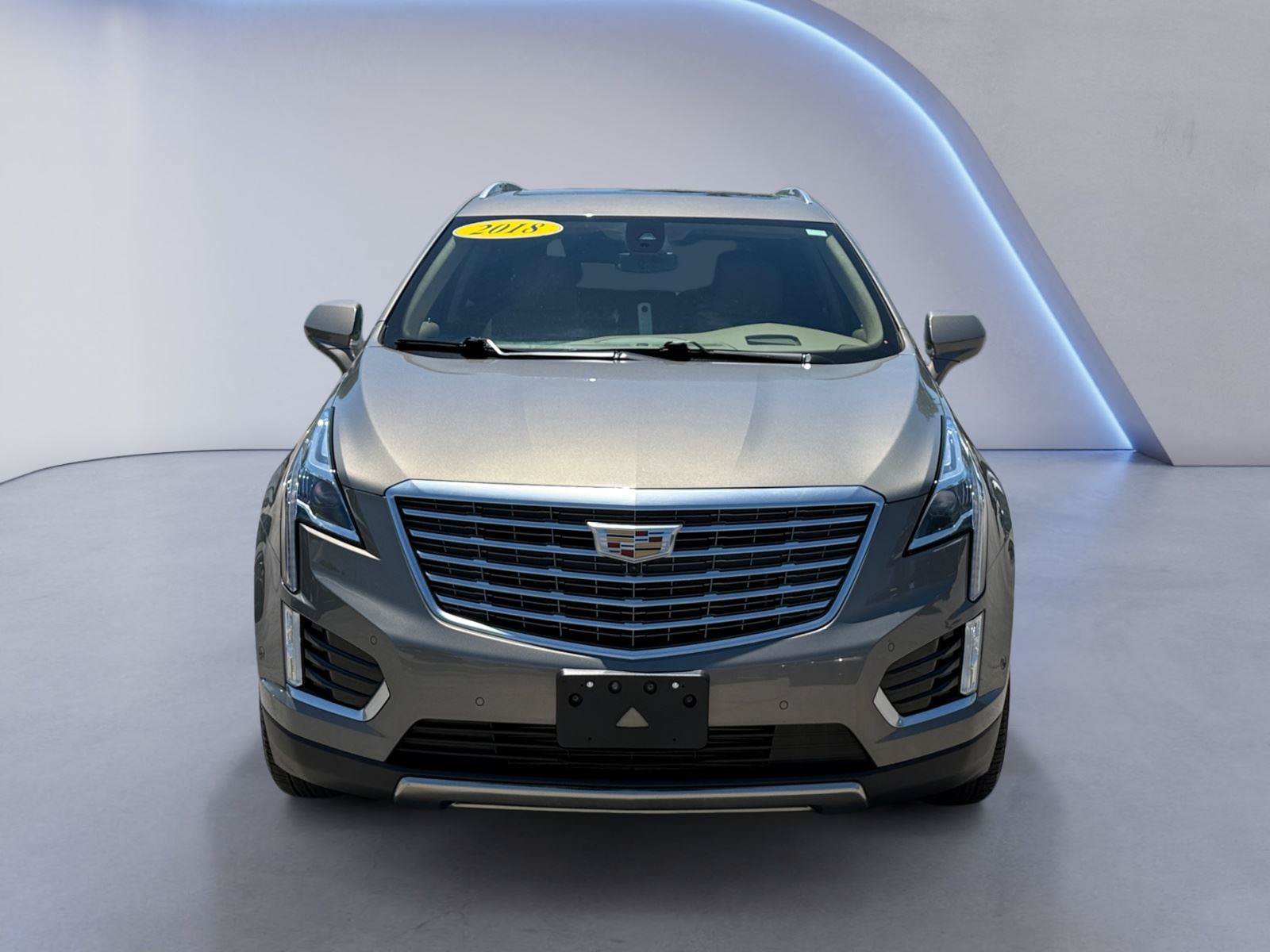 Used 2018 Cadillac XT5 Platinum w/ Driver Assist Package AWD/4WD image 12