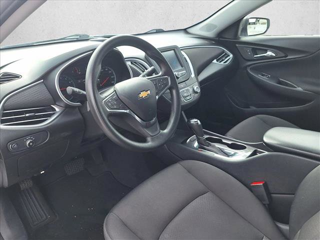 Used 2018 Chevrolet Malibu LS image 10
