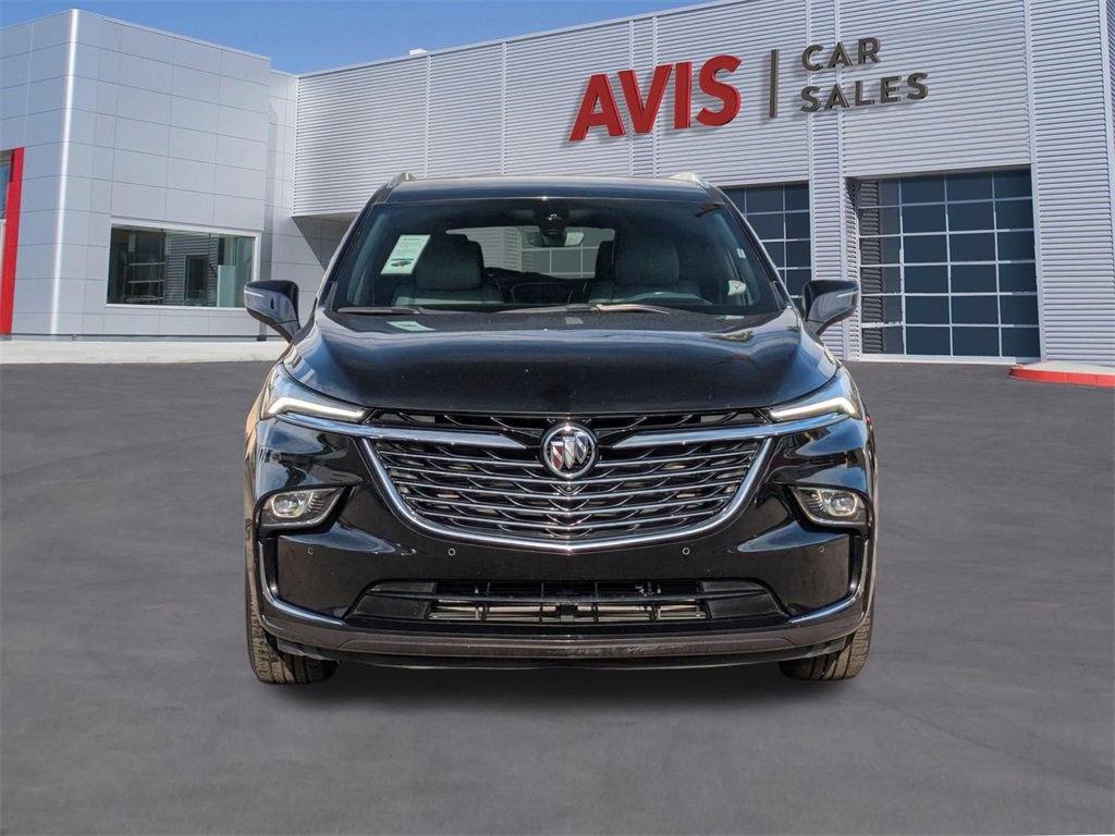 Used 2024 Buick Enclave Premium image 2