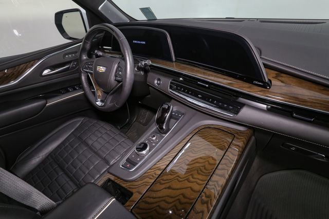 Used 2024 Cadillac Escalade ESV Sport Platinum w/ LPO, ONYX Package image 20