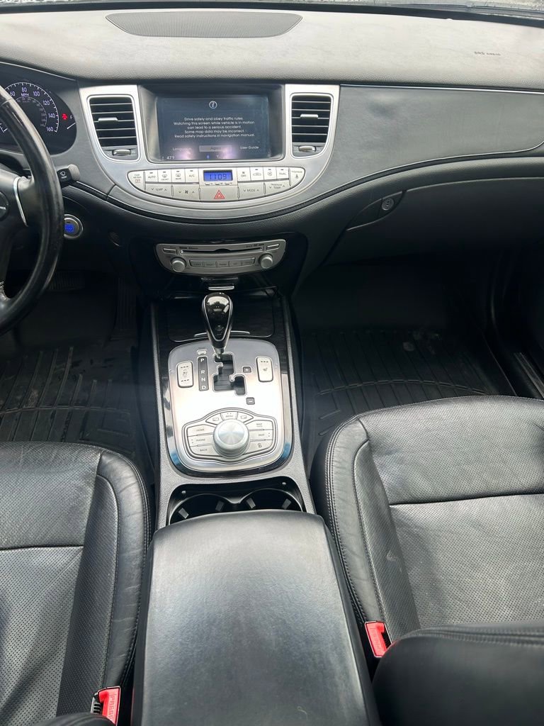 Used 2014 Hyundai Genesis 5.0 R-Spec image 15