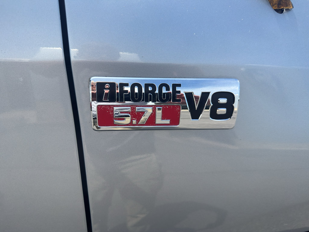 Used 2013 Toyota Tundra 4x4 Double Cab w/ SR5 Pkg image 10