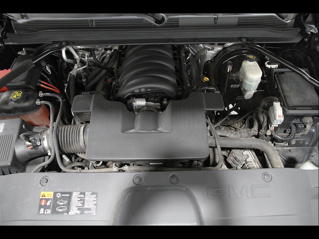 Used 2016 GMC Yukon SLT w/ Open Road Package AWD/4WD image 23