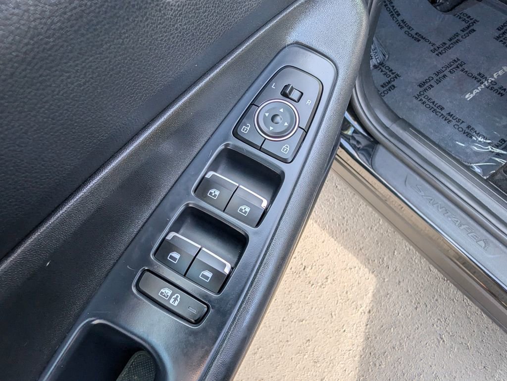 Certified 2022 Hyundai Santa Fe SEL FWD image 22