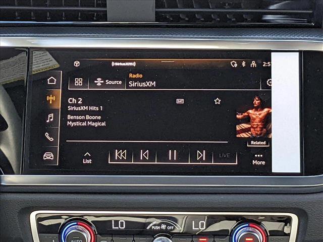 New 2025 Audi Q3 2.0T Premium image 12