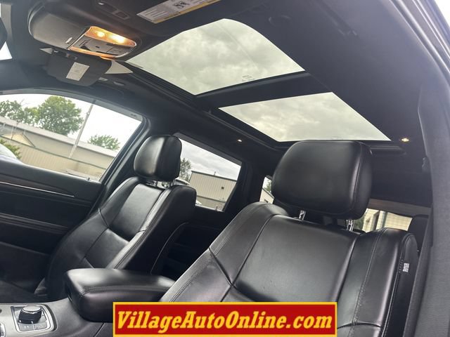 Used 2020 Jeep Grand Cherokee Limited w/ Luxury Group II AWD/4WD image 15