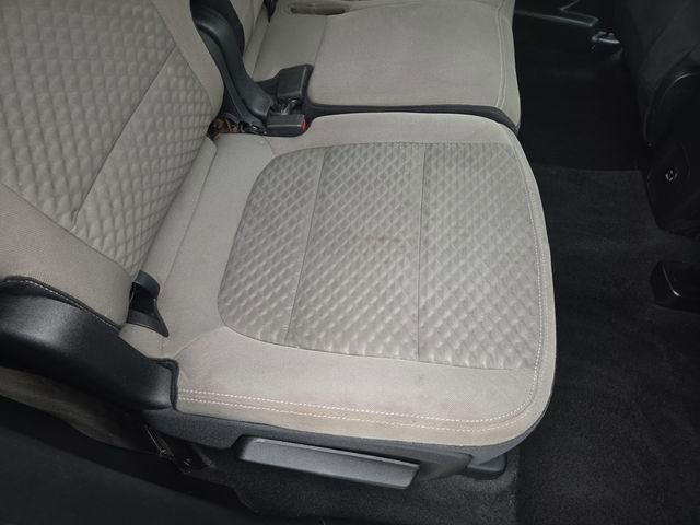 Used 2020 Ford Escape SE image 30