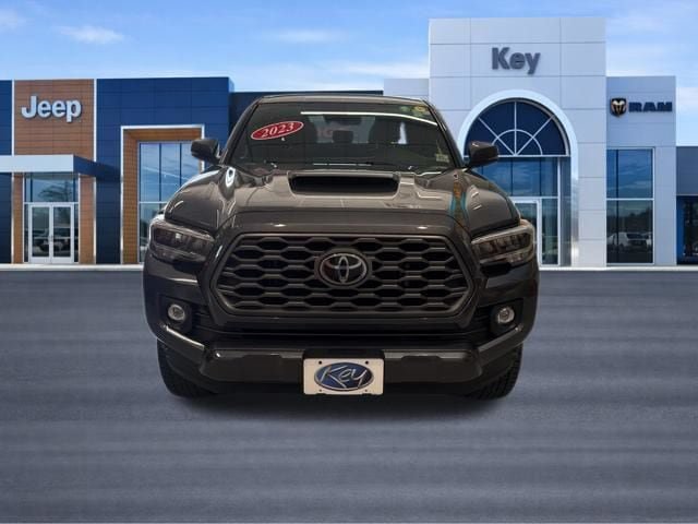 Used 2023 Toyota Tacoma TRD Sport w/ Technology Package AWD/4WD image 11