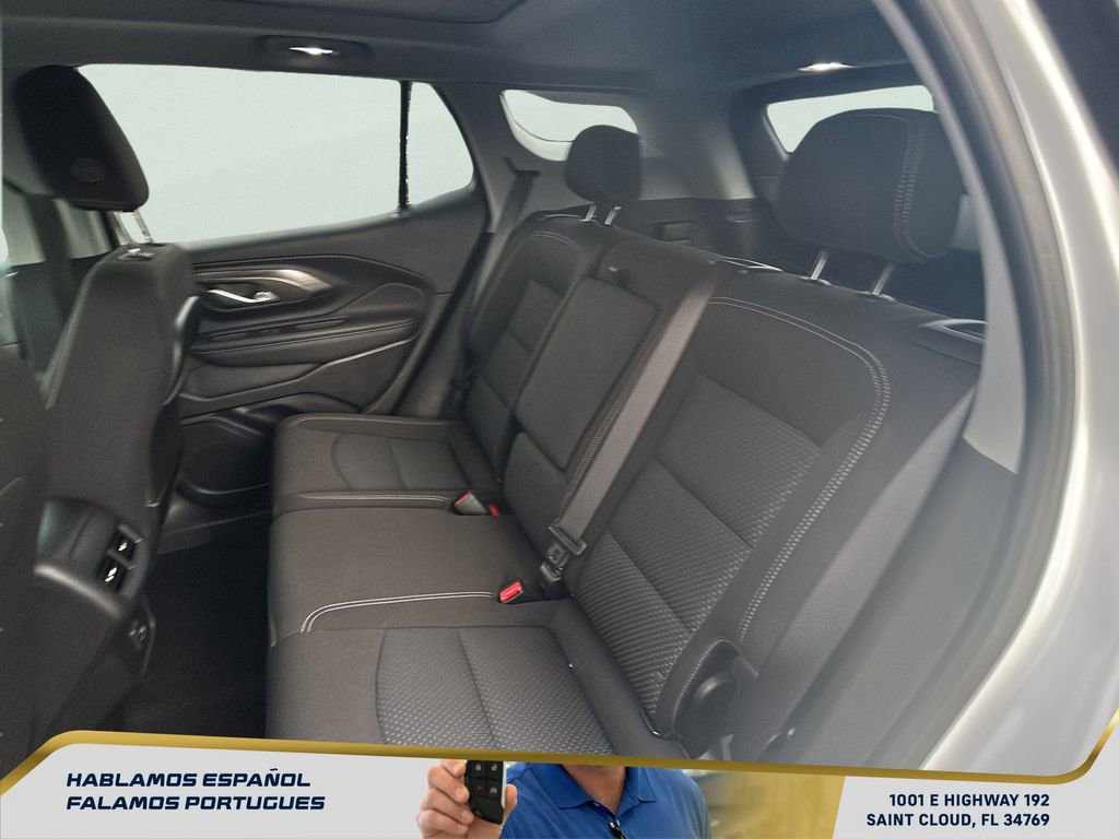 Used 2023 GMC Terrain SLE w/ Driver Convenience Package image 31
