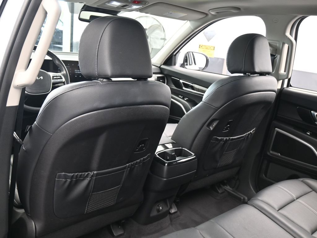 Used 2023 Kia Telluride EX image 35