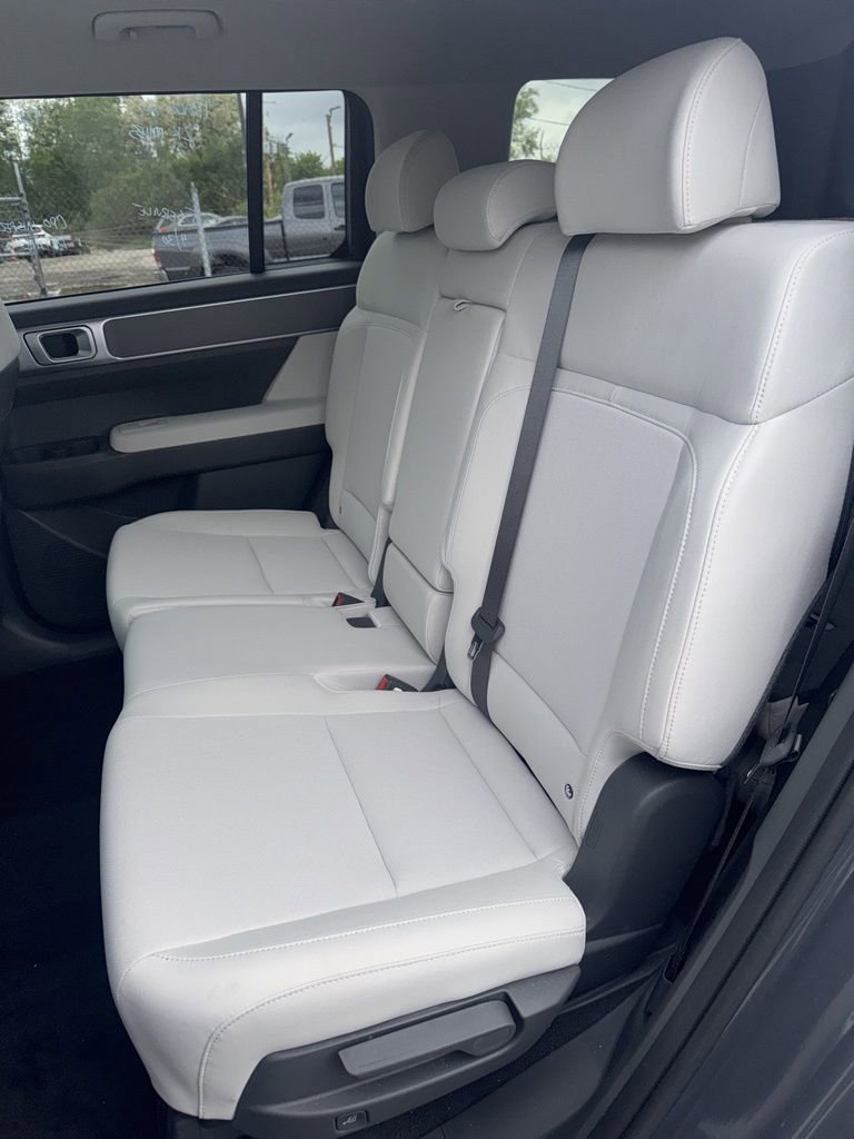Certified 2026 Hyundai Santa Fe SE AWD/4WD image 10