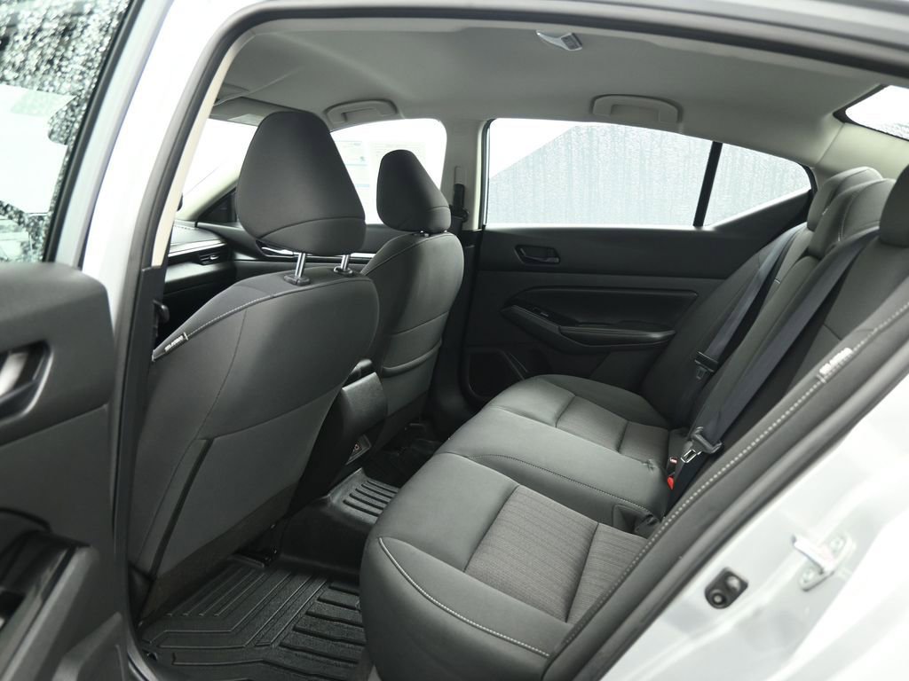 Used 2023 Nissan Altima 2.5 SV image 19