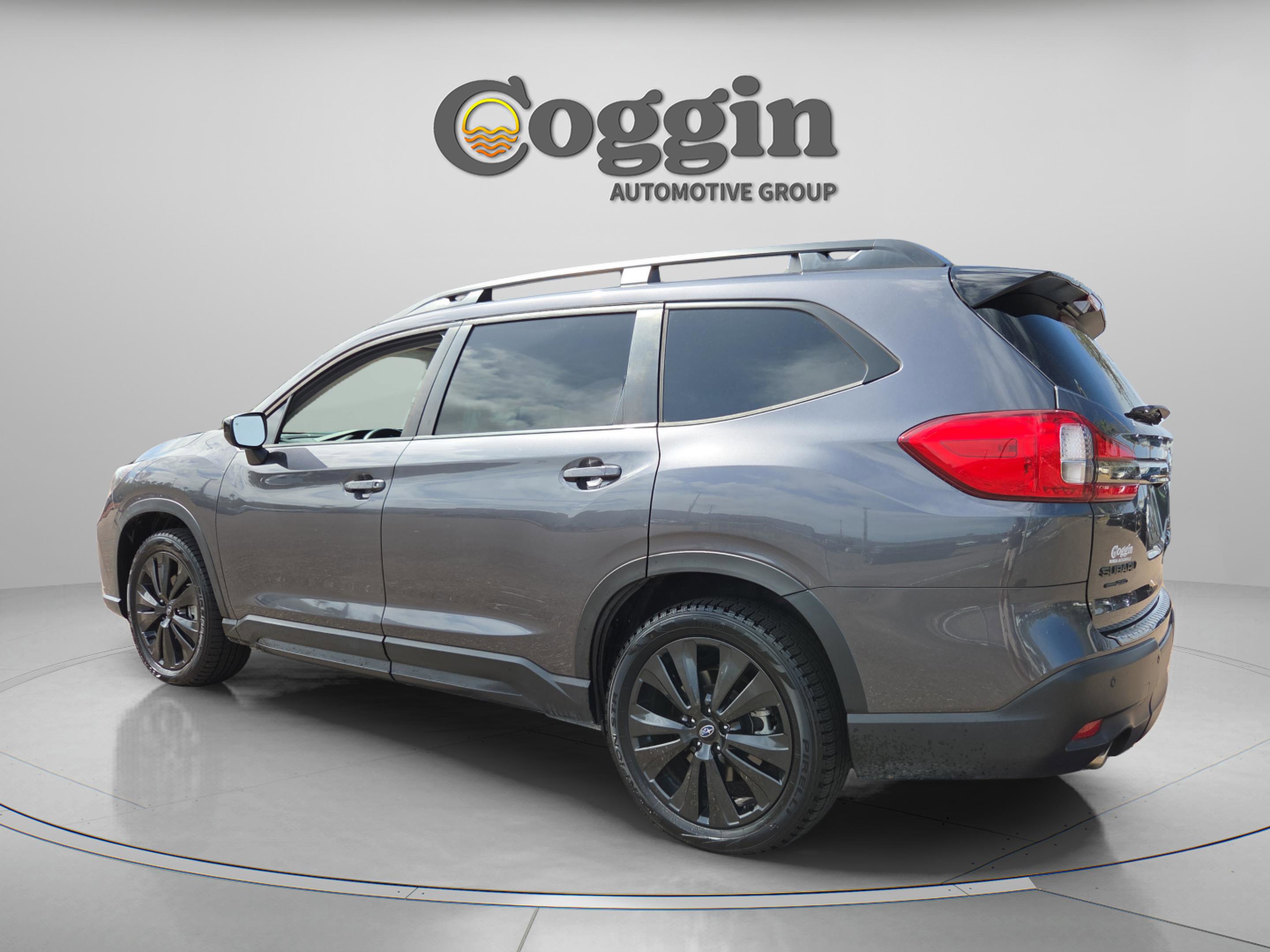 Used 2022 Subaru Ascent Onyx Edition image 4