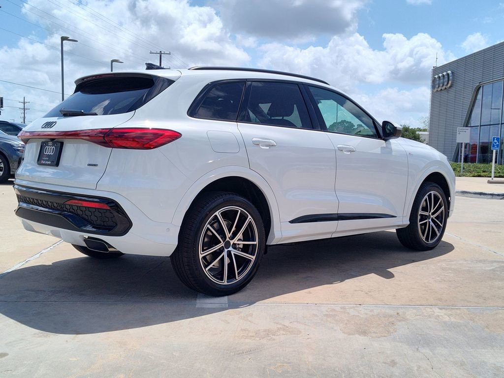 New 2026 Audi Q5 Premium Plus image 4