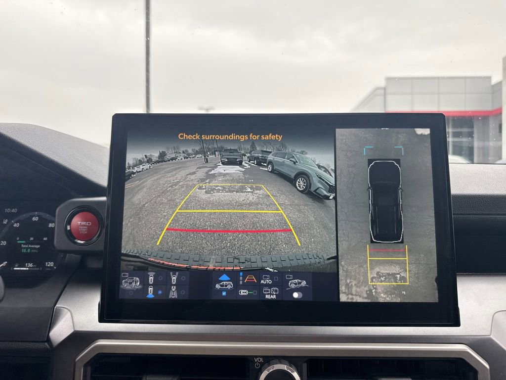 Used 2025 Toyota 4Runner TRD Off-Road Premium image 23