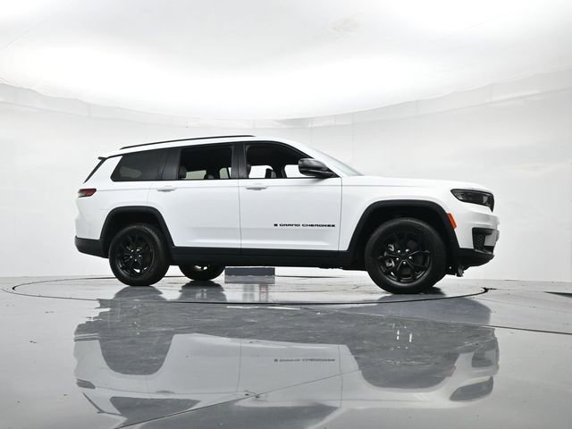 Used 2024 Jeep Grand Cherokee L Laredo image 34
