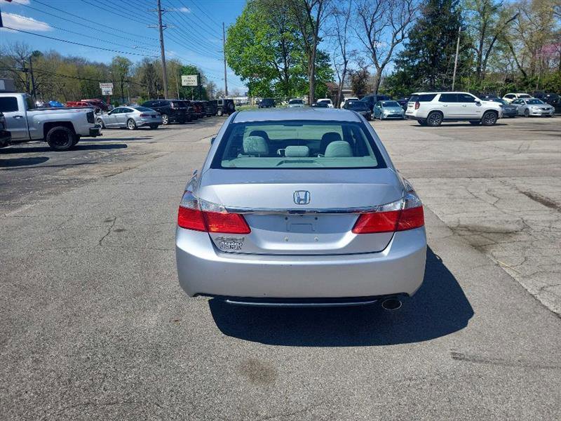 Used 2013 Honda Accord EX image 6