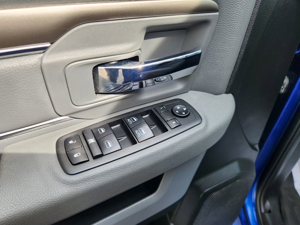Used 2019 RAM 1500 Classic Warlock AWD/4WD image 22