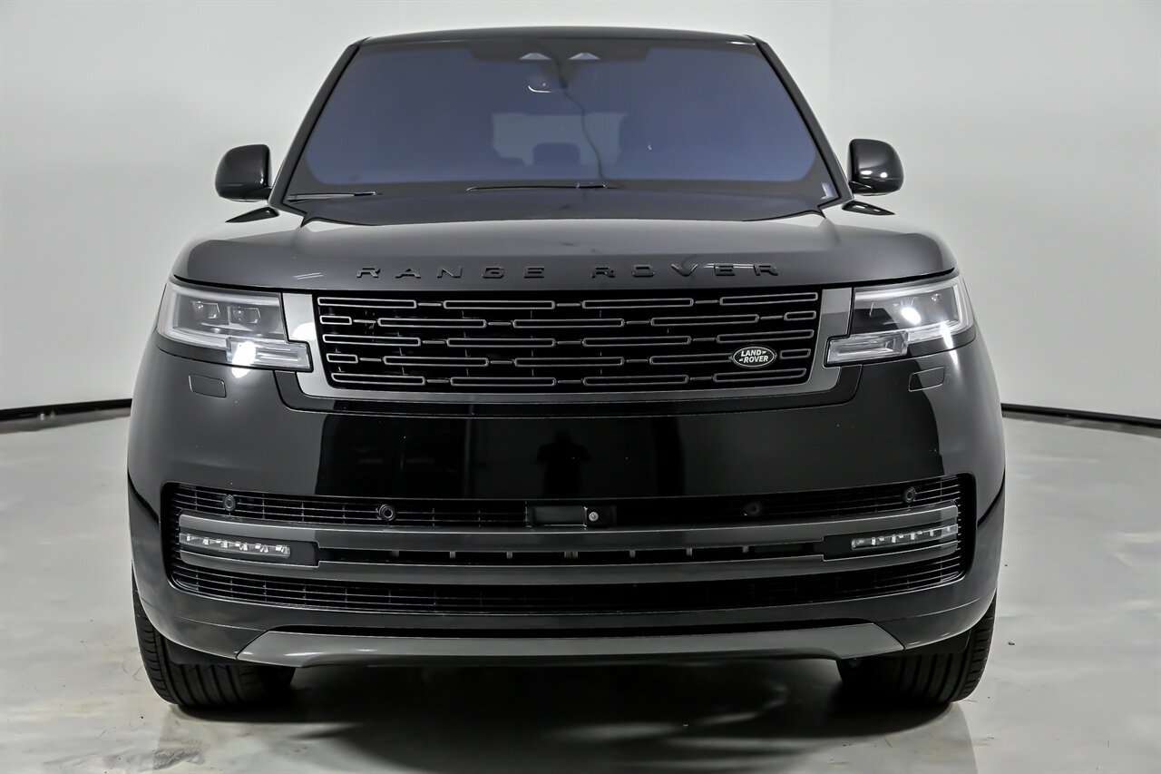Used 2023 Land Rover Range Rover Long Wheelbase SE AWD/4WD image 4