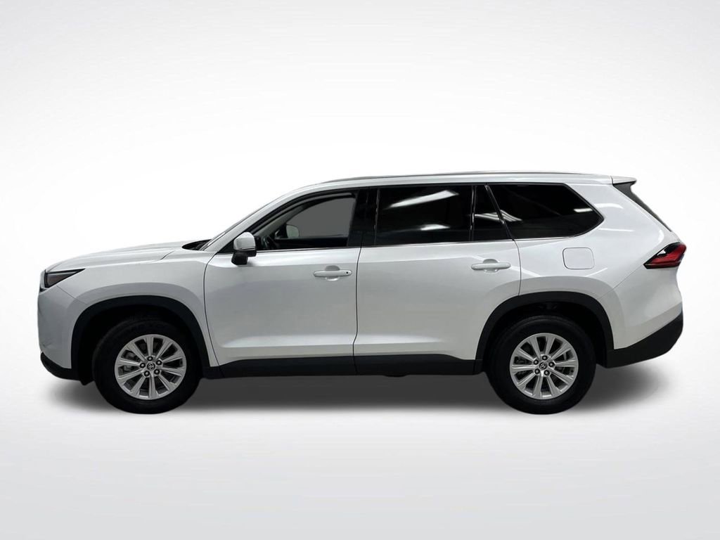 Used 2024 Toyota Grand Highlander XLE image 11