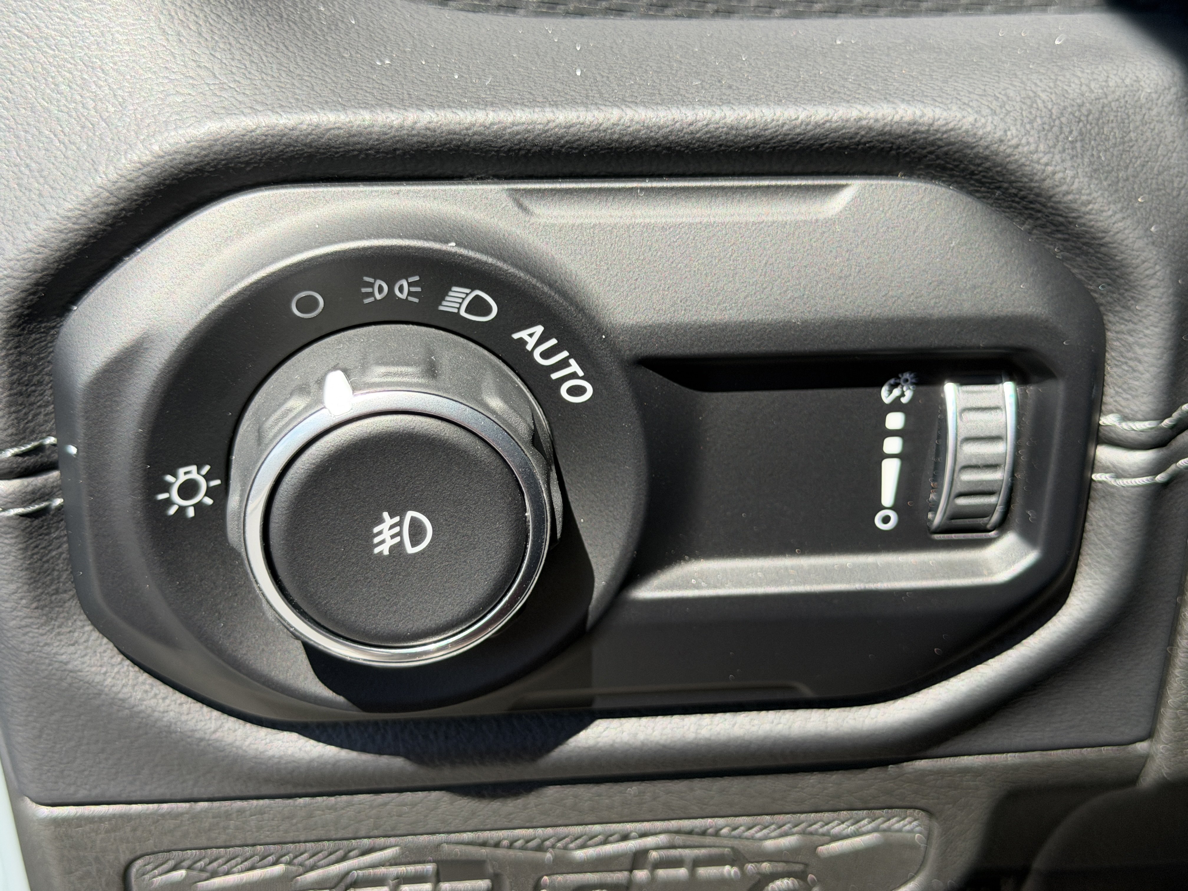 Used 2024 Jeep Wrangler Unlimited Rubicon 392 AWD/4WD image 30