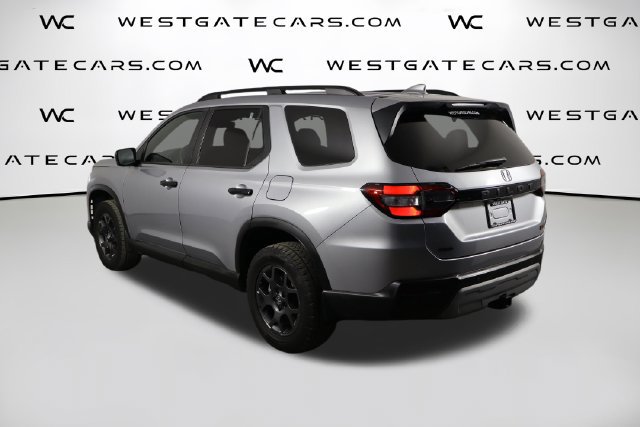Used 2025 Honda Pilot TrailSport image 46