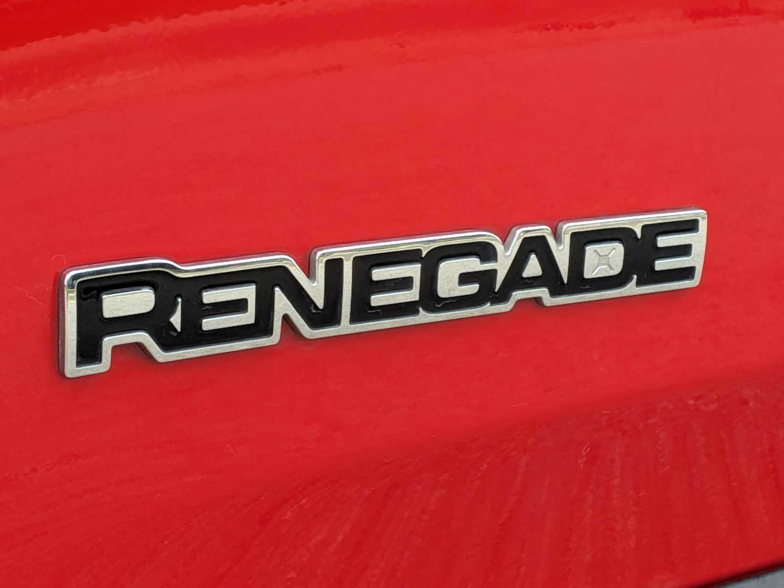 Certified 2020 Jeep Renegade Latitude FWD image 12