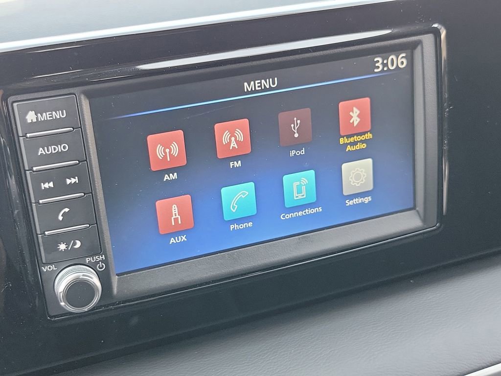 Certified 2025 Nissan Kicks S FWD image 10