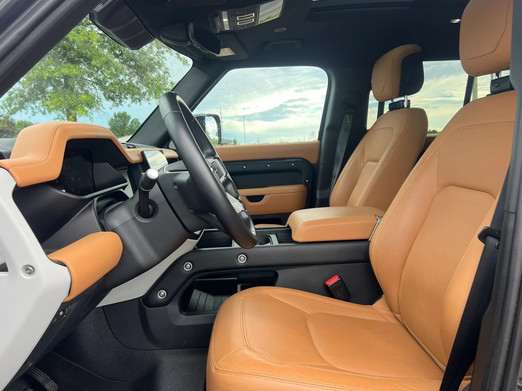 Used 2024 Land Rover Defender 130 S AWD/4WD image 3