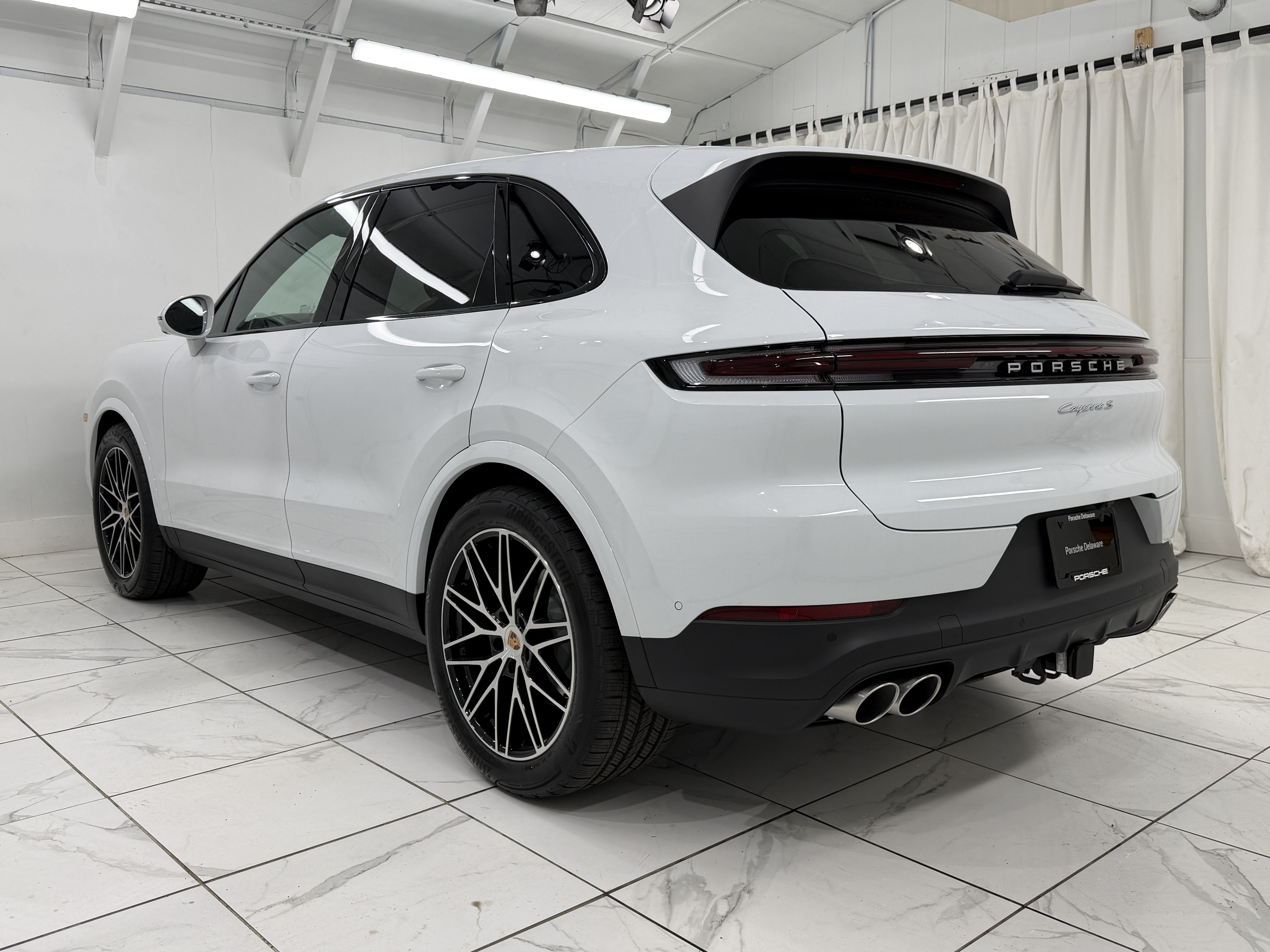 New 2026 Porsche Cayenne S AWD/4WD image 3