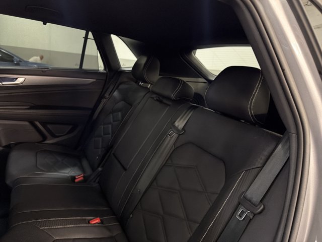 Certified 2026 Volkswagen Atlas Cross Sport SE AWD/4WD image 21