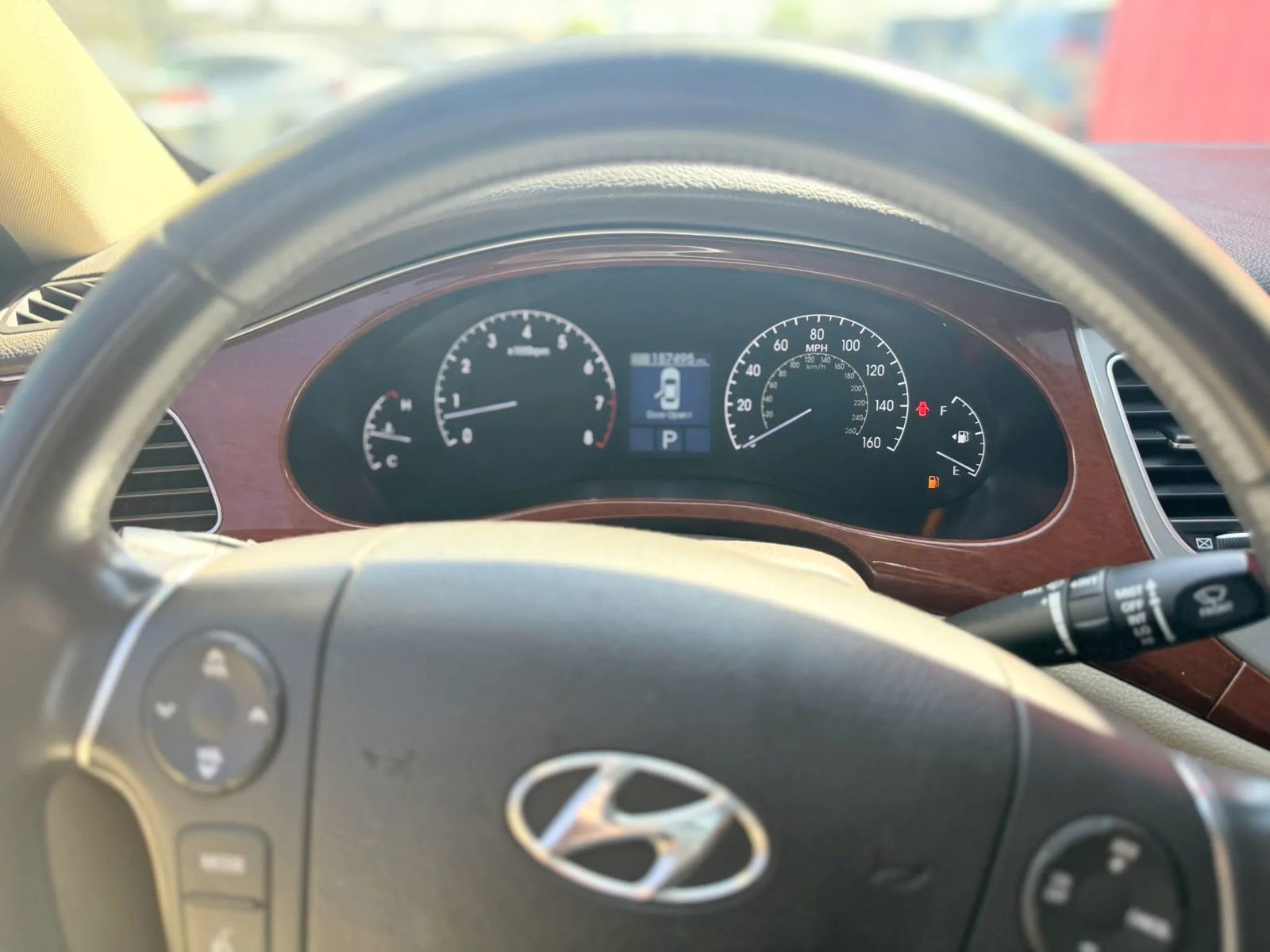 Used 2012 Hyundai Genesis 3.8 RWD image 7